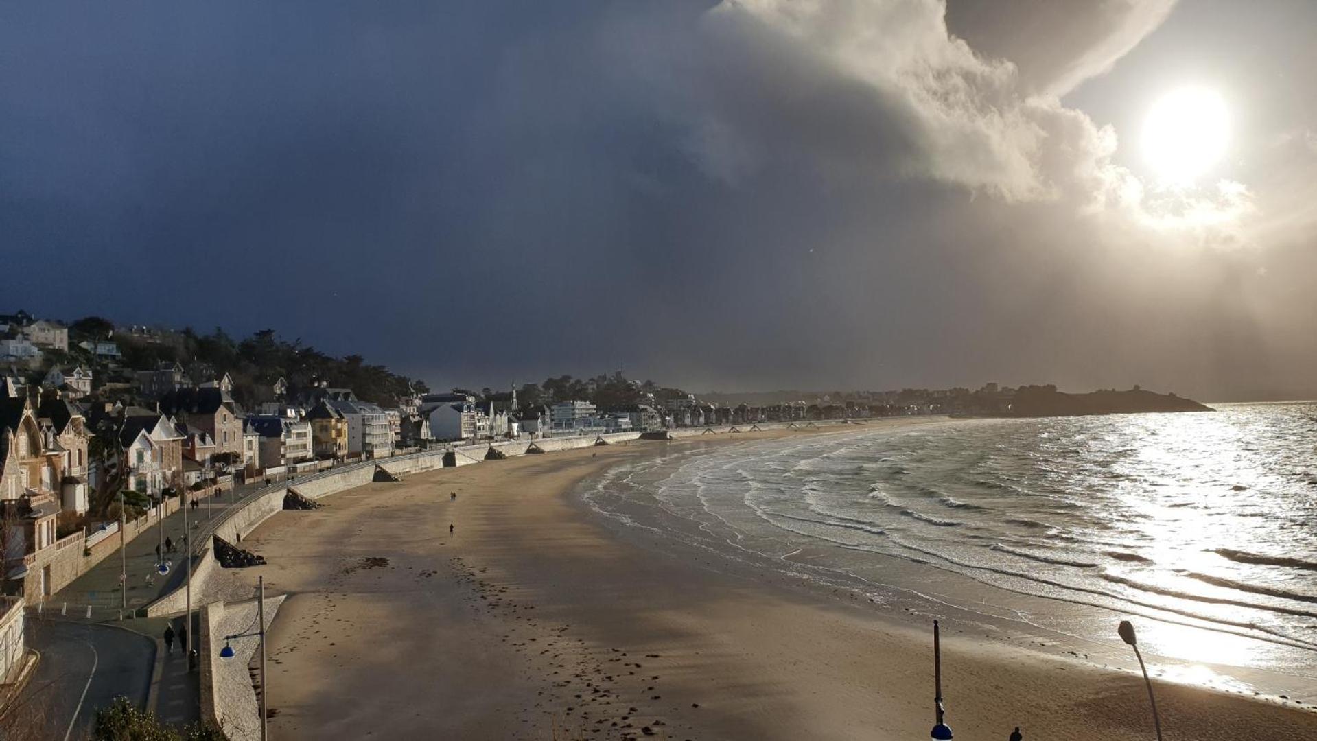Les Terrasses de Piegu - vue mer et plage à 200 m Pleneuf-Val-Andre Esterno foto